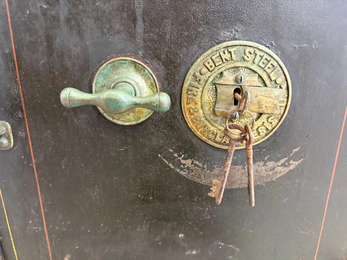 Antique W.E. Brain & Co. Birmingham Steel Safe with Keys