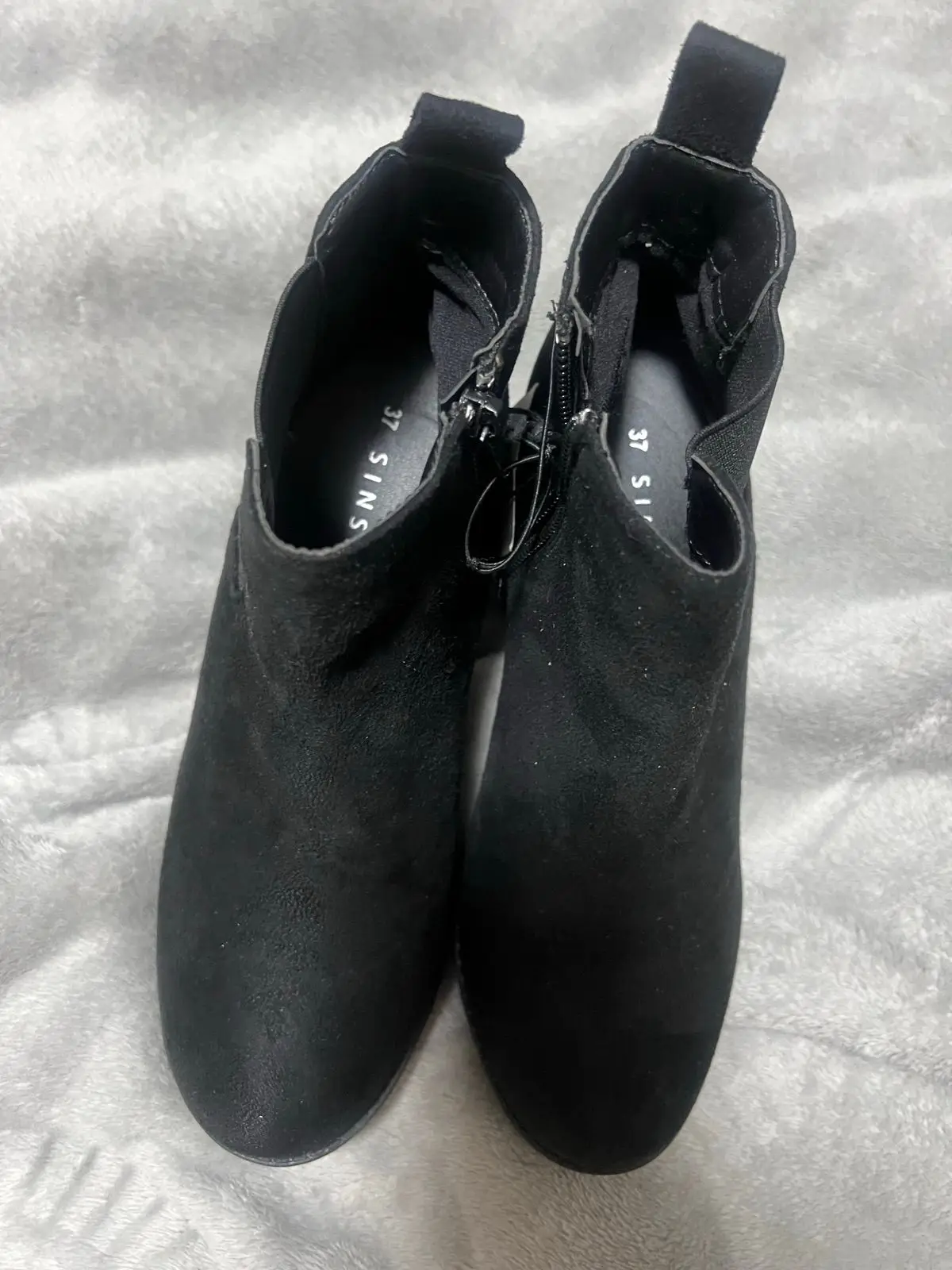 Sinsay Black Ankle Boots with Heel