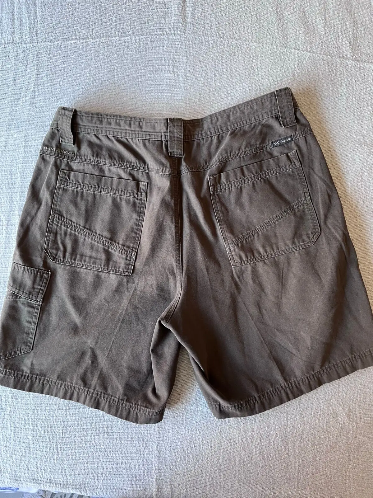 Columbia Omni-Shield Brown Utility Cargo Shorts Size 36