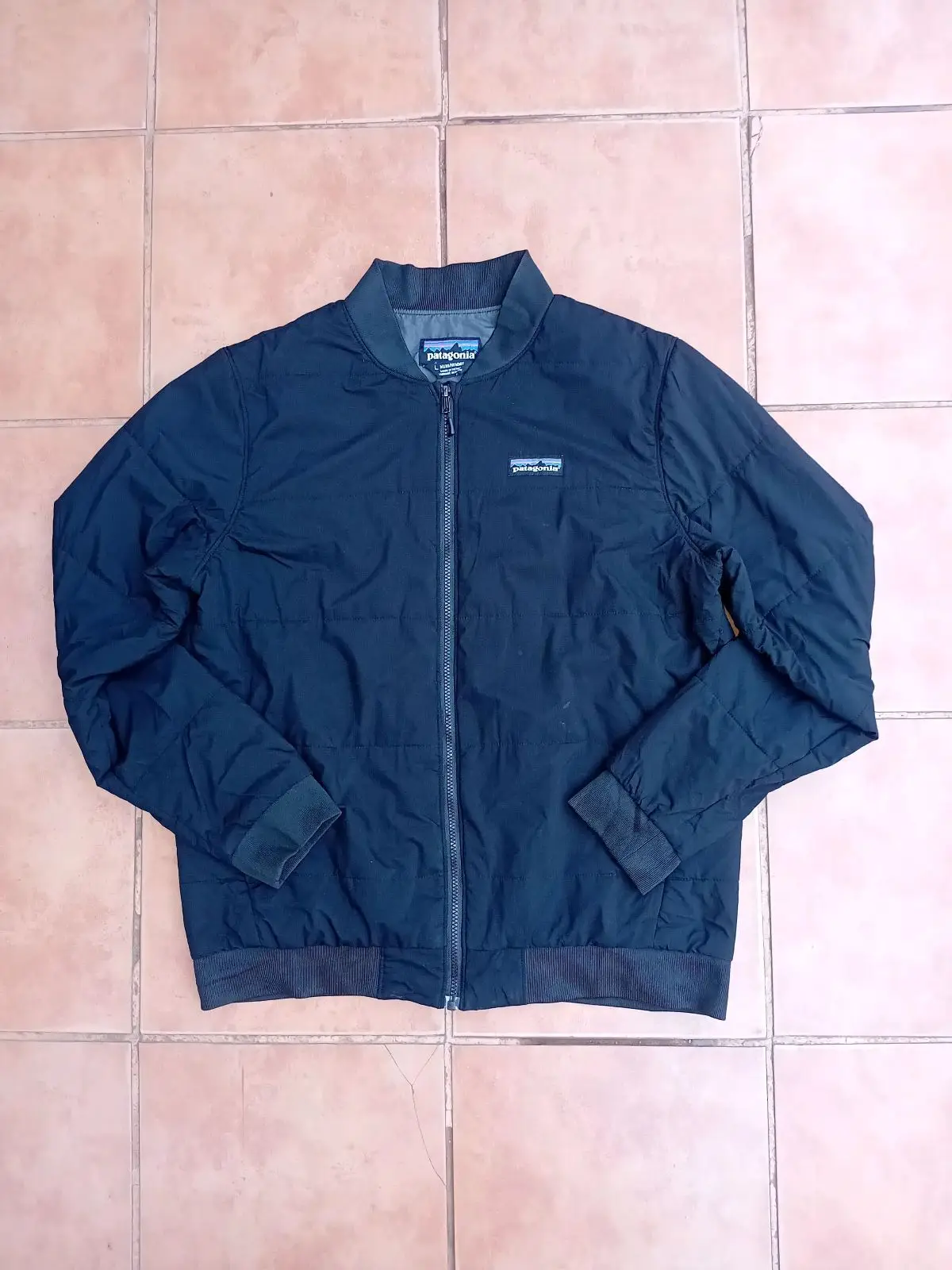 Patagonia Quilted Bomber Jacket Black Size L