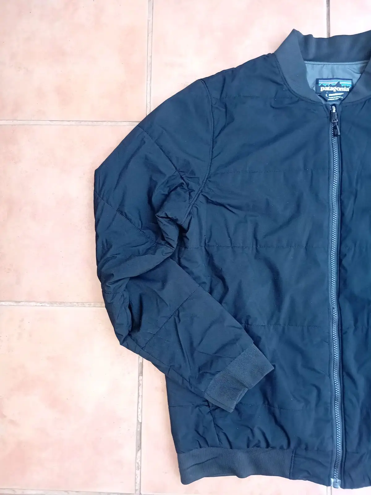 Patagonia Quilted Bomber Jacket Black Size L