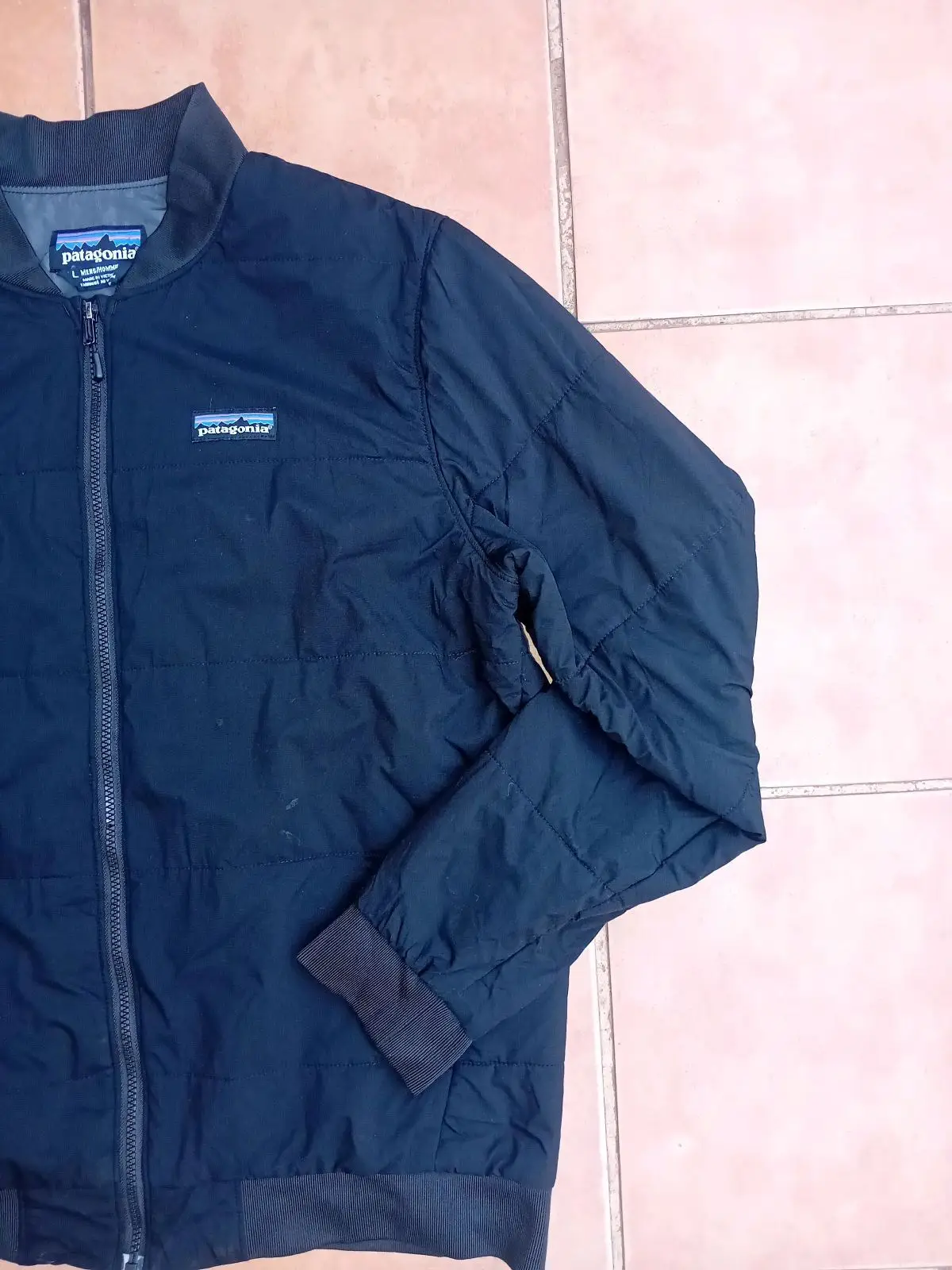 Patagonia Quilted Bomber Jacket Black Size L