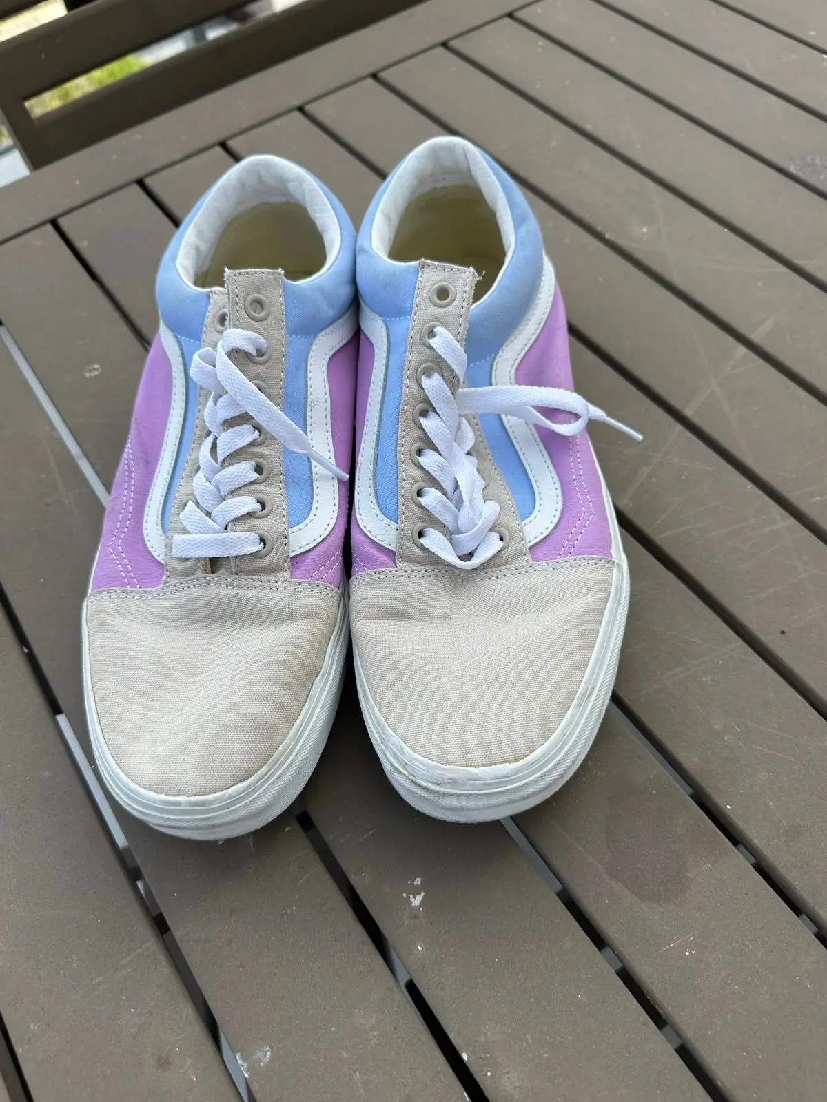 Vans Pastel Low-Top Sneakers Size 9
