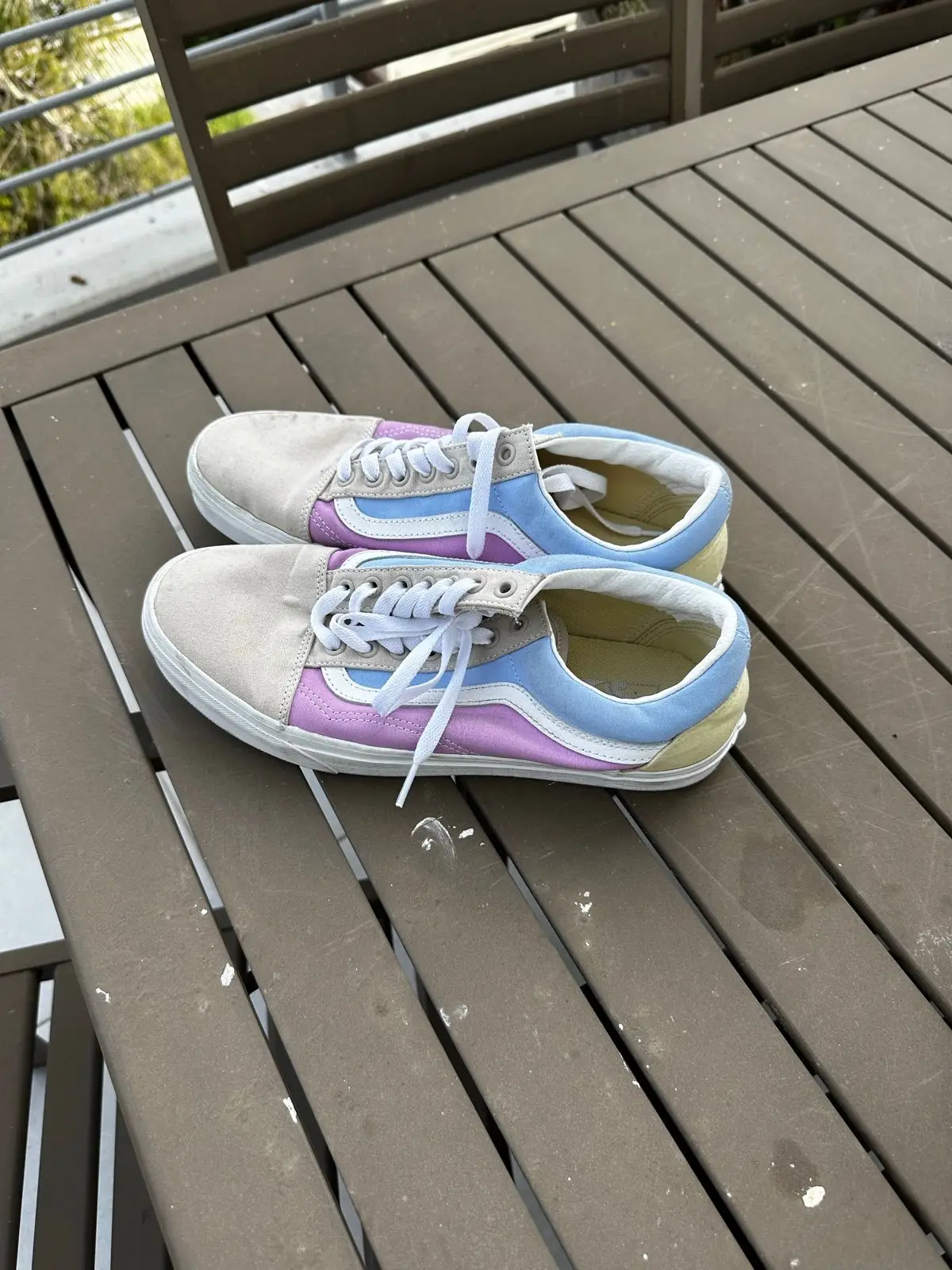 Vans Pastel Low-Top Sneakers Size 9