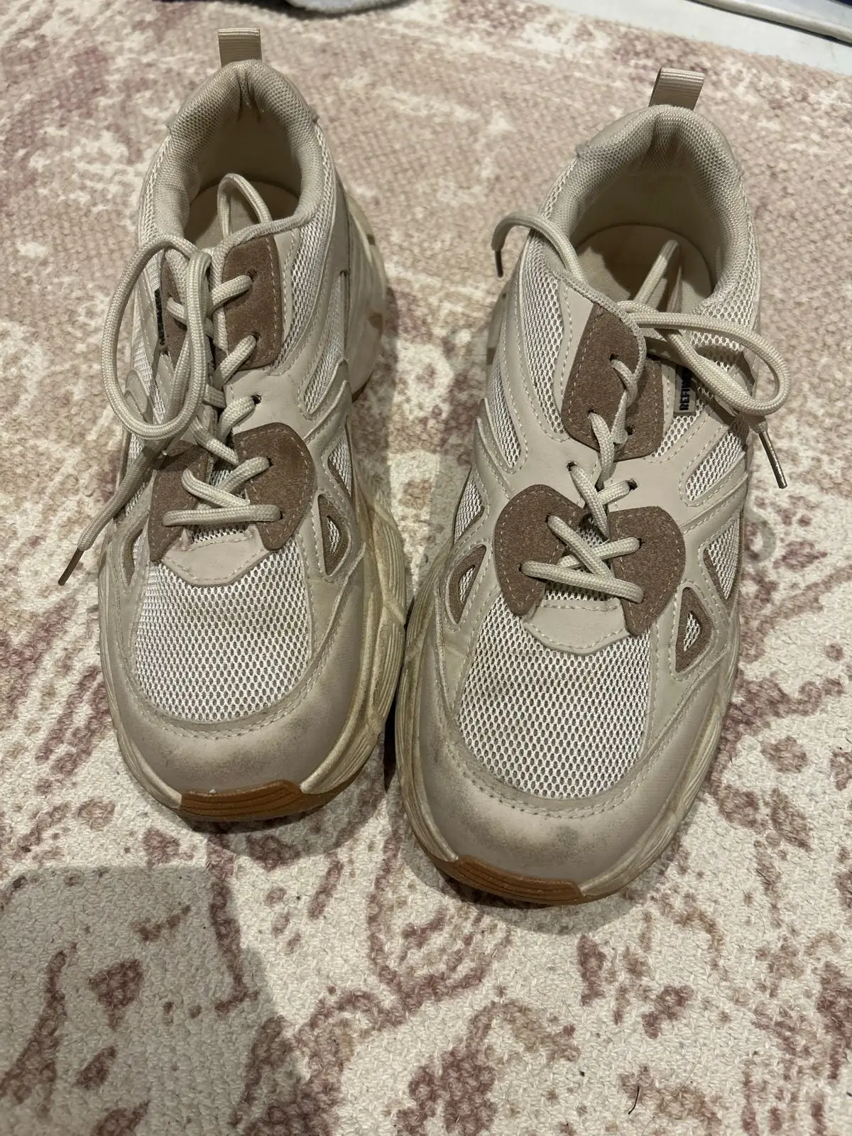 Refinery Beige Chunky Sneakers Size 8