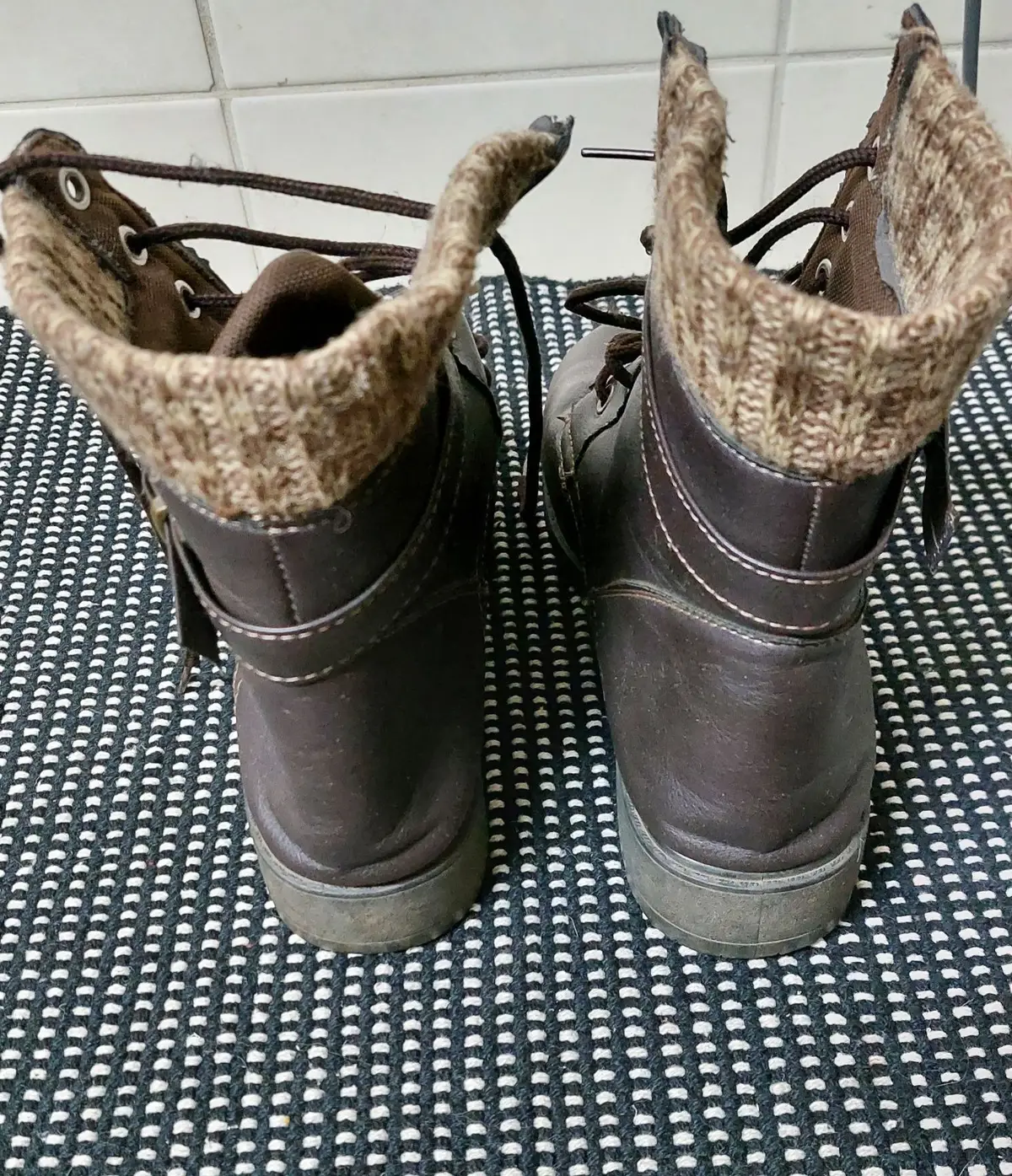 Brown Lace-Up Boots with Knit Cuff Size 6