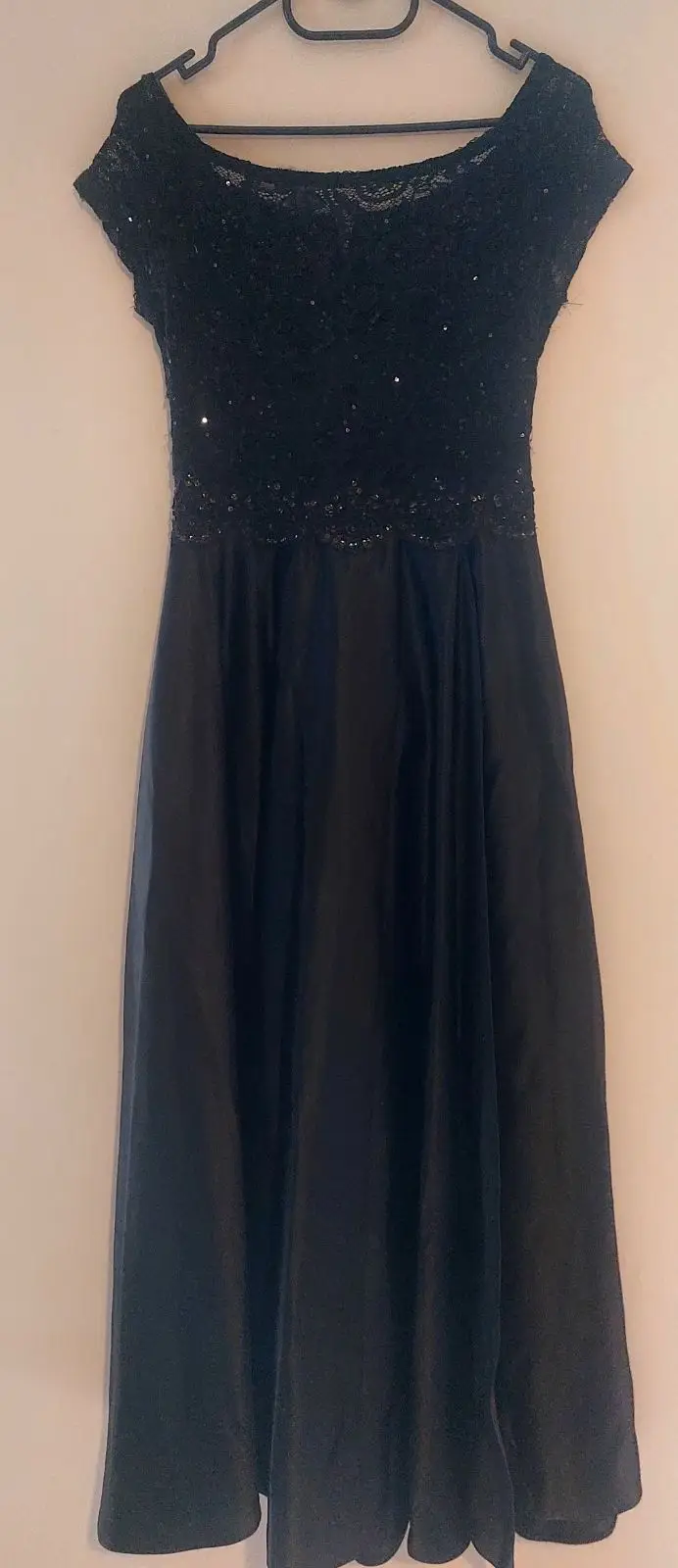 Truworths Black Lace Evening Dress Size 32