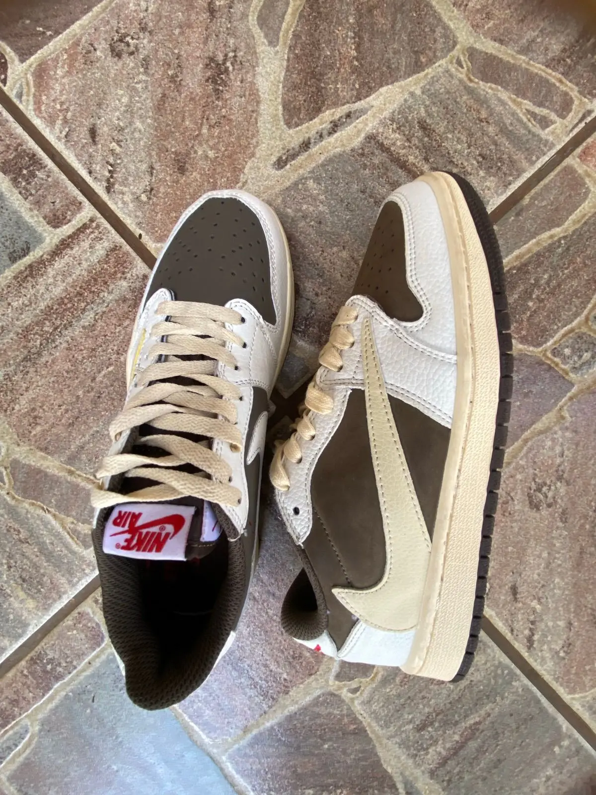 Nike x Travis Scott Air Jordan Low 1 OG Reverse Mocha