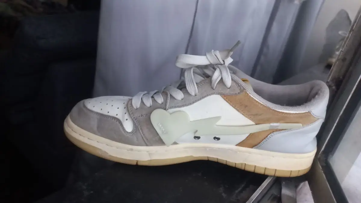 CAT&SOFA Heart Dunk Sneakers Grey Beige