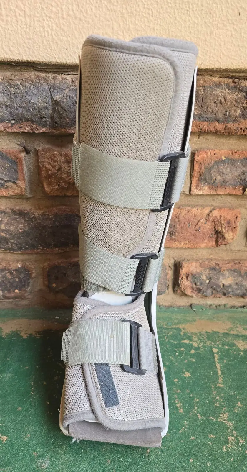Aircast Walker Boot Medical Brace