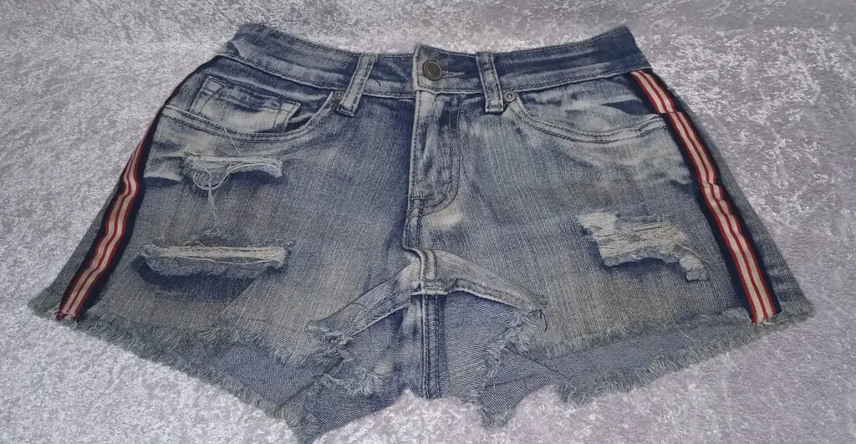 RT women's distressed denim shorts