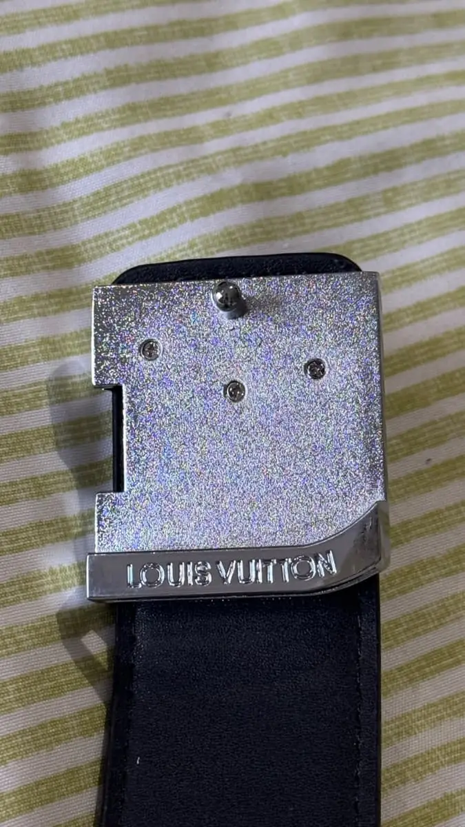 Louis Vuitton Black leather belt