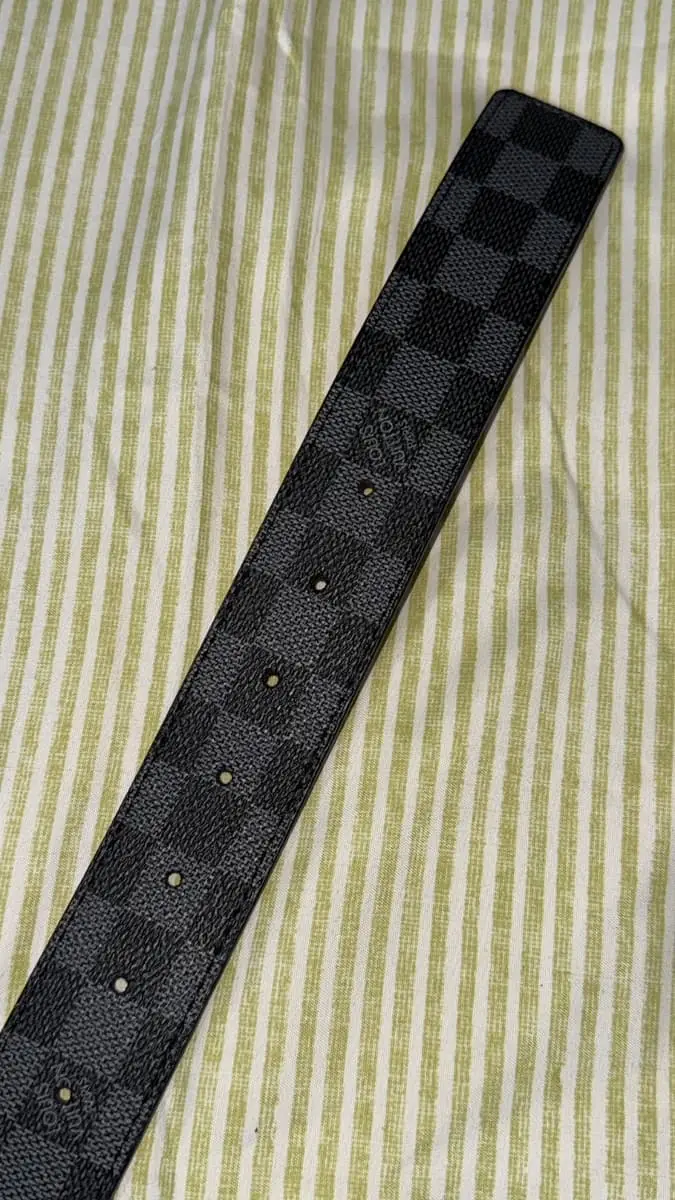 Louis Vuitton Black Leather belt
